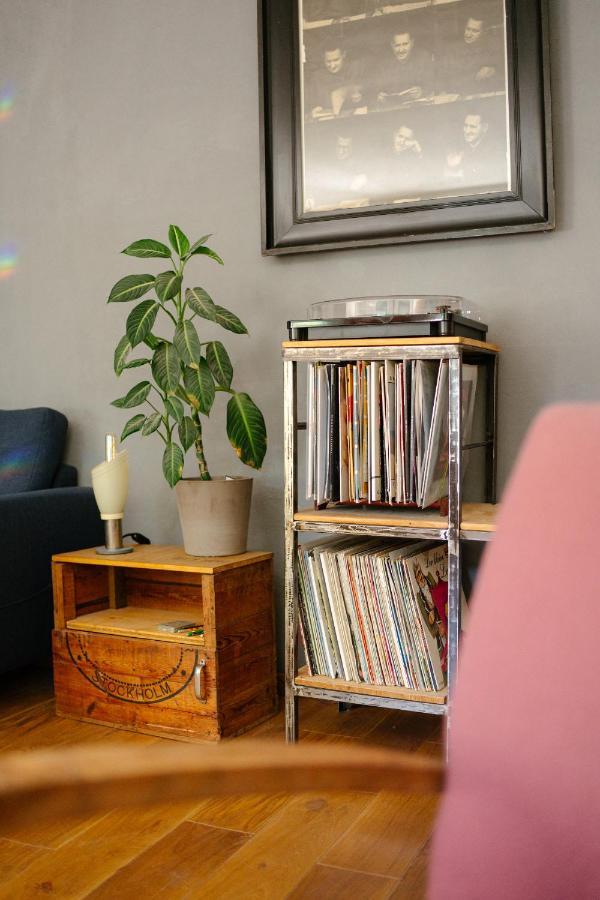 The Upholstery Tinyhouse Deluxe Eco Chalet Kreativ Citynah Chemnitz Esterno foto