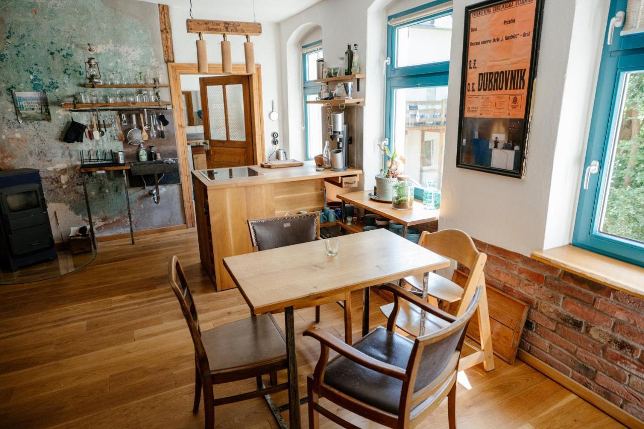 The Upholstery Tinyhouse Deluxe Eco Chalet Kreativ Citynah Chemnitz Esterno foto
