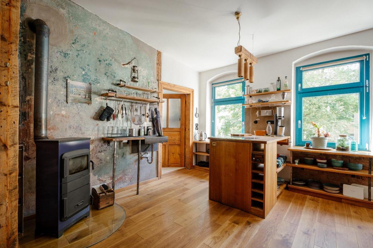 The Upholstery Tinyhouse Deluxe Eco Chalet Kreativ Citynah Chemnitz Esterno foto