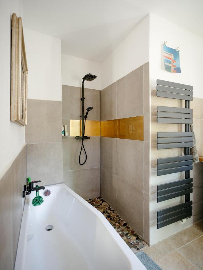 The Upholstery Tinyhouse Deluxe Eco Chalet Kreativ Citynah Chemnitz Esterno foto