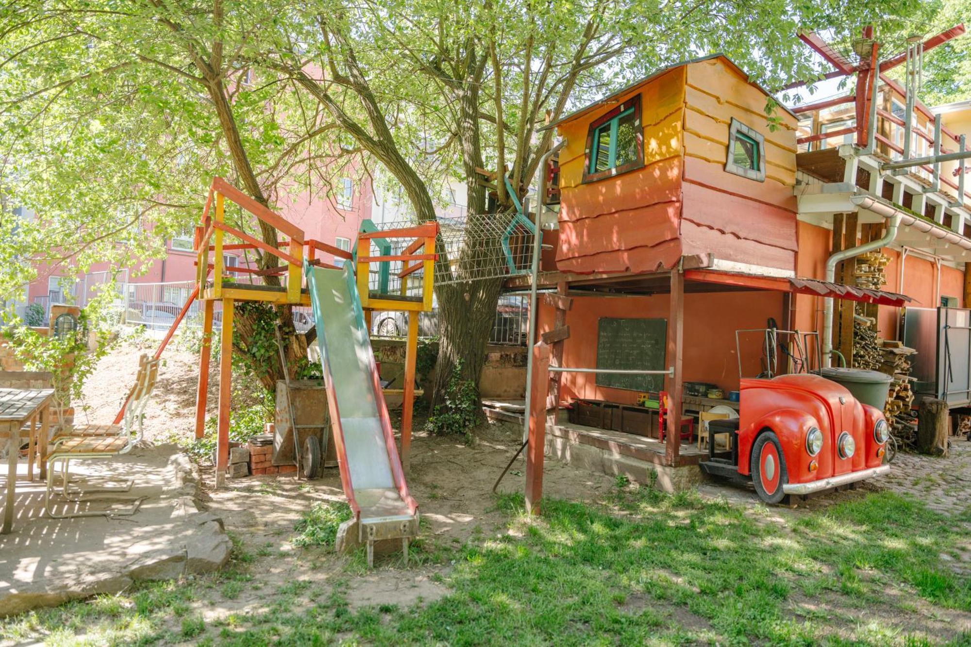 The Upholstery Tinyhouse Deluxe Eco Chalet Kreativ Citynah Chemnitz Esterno foto